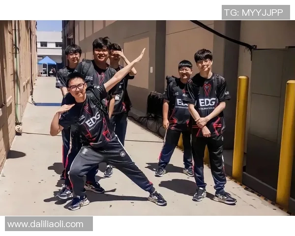 重磅专题探讨EDG在S15赛季中的控制革新与电竞未来发展趋势 重磅专题探讨EDG在S15赛季中的控制革新与电竞未来发展趋势