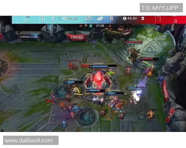 赛后分析WE与V5对决中的战术布局与选手表现探讨